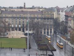 Budapest Kossuth Lajos tér building