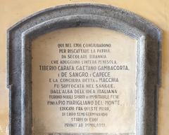 Inscription in the atrium of Palazzo Marigliano commemorating the 1701 Congiura di Macchia