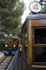 Ferrocarril de Sóller trains meeting at Mirador del Pujol d’en Banya in Mallorca