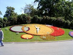 Horloge fleurie de Genève in a park setting with colorful flower arrangements