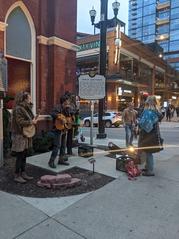 Street performers at Ryman Auditorium