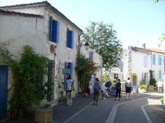 Central village area of Mornac-sur-Seudre