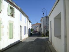 Rues de Mornac street view