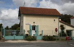 Old gatekeeper's house in Mornac-sur-Seudre