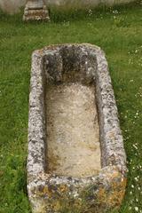 stone tomb at Saint-Pierre church in Mornac-sur-Seudre