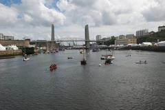 Pont de Recouvrance during Tonnerres de Brest 2012