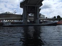 Pont Gueydon open during Les Tonnerres de Brest 2012