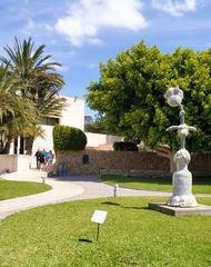 Fundació Pilar i Joan Miró museum garden with sculpture