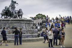 Gefion Fountain with tourists in Copenhagen