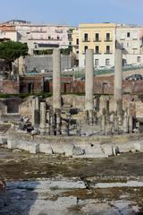 Macellum de Pozzuoli ruins