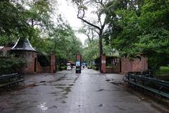 Central Park Zoo entrance at Wien Walk, Central Park