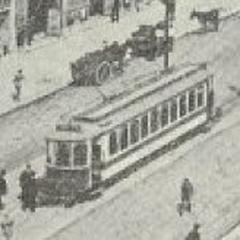 CCFL Saloon-type tram at Restauradores Square with 10 windows on each side