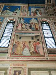 Padova Scrovegni Chapel interior frescoes