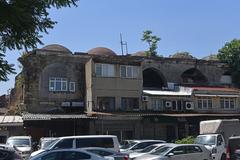 South side of the Büyük Valide Han courtyard