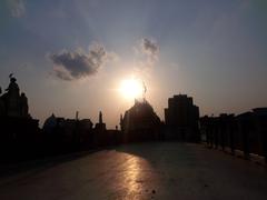 Statues at the top of Writers' Building in Kolkata