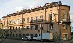 Old residential buildings at the beginning of Fiumei road