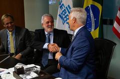 Douglas Koneff signing Memorandum of Understanding between Sebrae and OAS for SBDC technology implementation in Brazil