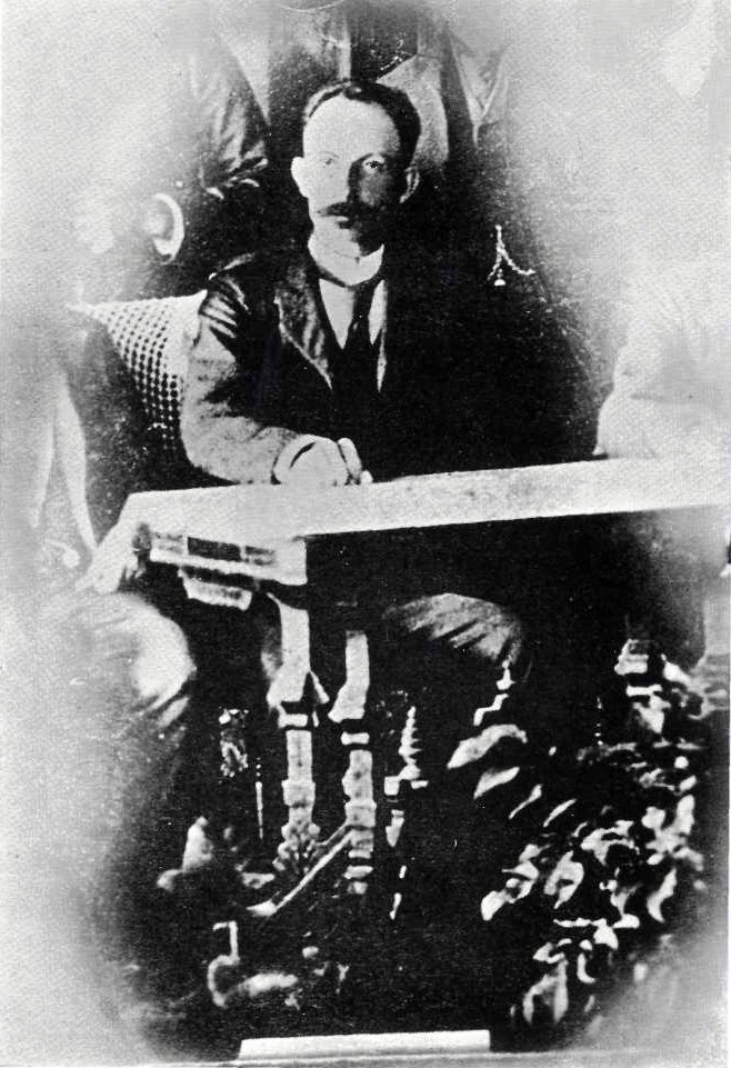 Isolated enlargement of José Martí figure from group photo with Kingston Council members 1892