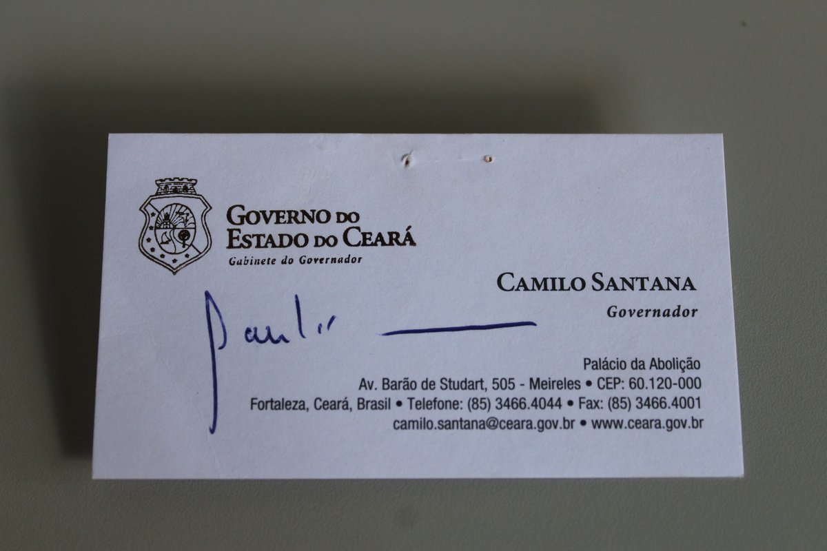 Business card of the Palácio da Abolição signed by Camilo Santana