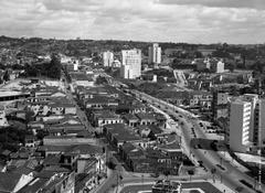 Panoramic view of Av. 9 de Julho and Rua Santo Antônio in 1950