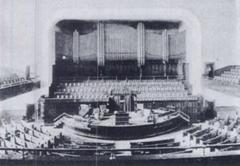 1920 interior view of Baptist Tabernacle in Atlanta showing pipe organ, choir seats, main floor and balcony seating
