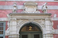 Bartelska husets portal carved by stonemason Johan Wendelstamm