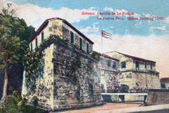 Photomechanical print postcard of Castillo de la Fuerza in Havana in 1925