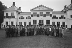 Chinese students from Dutch universities and colleges hosted by Premier Van Agt at Catshuis in The Hague on October 16, 1980