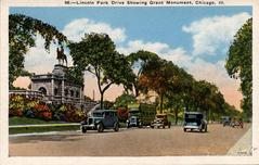 Lincoln Park Drive with Grant Monument in Chicago, Illinois