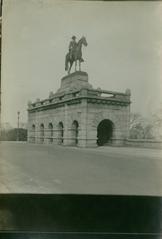 Ulysses S. Grant Memorial statue in Lincoln Park, Chicago, early 20th century