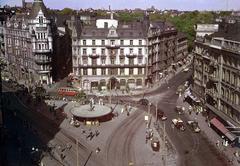 Stureplan square in Stockholm early 1940s with Holger Blom's Svampen fountain and Hôtel Anglais in the background