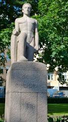 Gunnar Finnen and Armas Lindgren sculpture Pellingin retken muistomerkki 1921 in Liisanpuistikko Helsinki