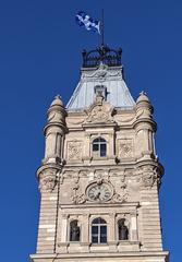 Flag of Quebec half-mast at the National Assembly of Quebec on May 13, 2020 as a tribute to Covid-19 victims