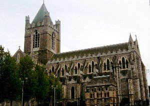 Christchurch Cathedral in Dublin illuminated at night