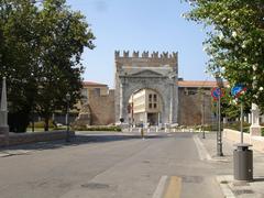 Arco d'Augusto in Rimini seen from Via XX Settembre