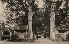 Entrance of Đền Voi Phục pagoda in Hanoi in 1883