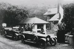 Crown Prince Hirohito visiting Hokutō Public Bathhouse in 1923
