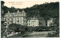 Historic view of Karlsbad Alte Wiese with Grandhotel Pupp in 1910