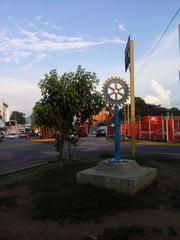 Rotary International sculpture in Lechería, Anzoátegui, Venezuela