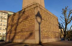 Monument du souvenir Gëlle Fra in Luxembourg City with inscriptions