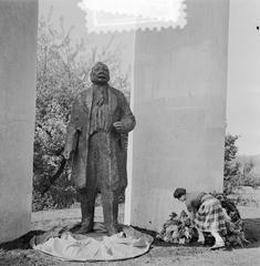 Unveiling of Troelstra monument in The Hague on May 13, 1953