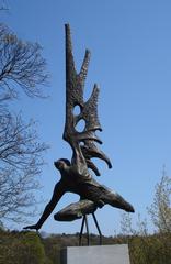 Monument Englandspiel by Titus Leeser titled 'De val van Icarus' located in Scheveningse Bosjes, The Hague, Netherlands