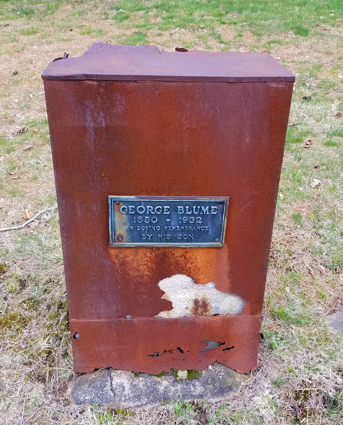 Munroe Cemetery in Lexington Massachusetts with historic gravestones under trees