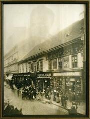 Historic buildings along Király Street in Budapest with No. 25-27 prominently visible