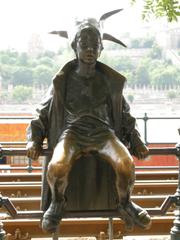 Little Princess statue by László Marton in Budapest