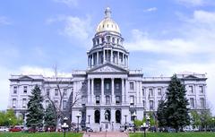 Colorado state capitol building in downtown Denver with blue sky