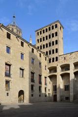 Quiet morning at Plaça del Rei in Barcelona with historic buildings