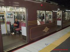 Kintetsu 5800 De-Bo 1 older version train at Tsuruhashi Station