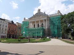 Reconstruction of Mahenovo Theater facade in progress