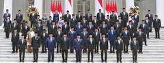 Group photo of Red White Cabinet members at Merdeka Palace inauguration on October 21, 2024